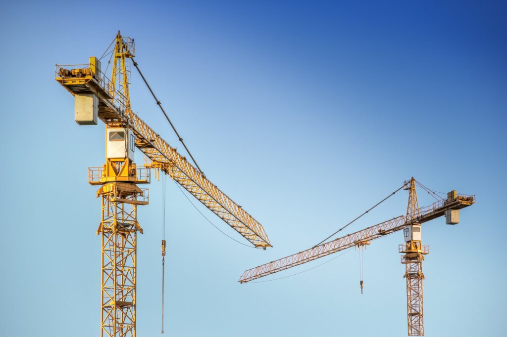 5 Types of Industrial Cranes