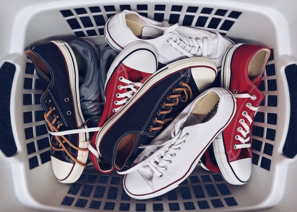 How To Clean White Converse Shoes, Everything You Need To Know.